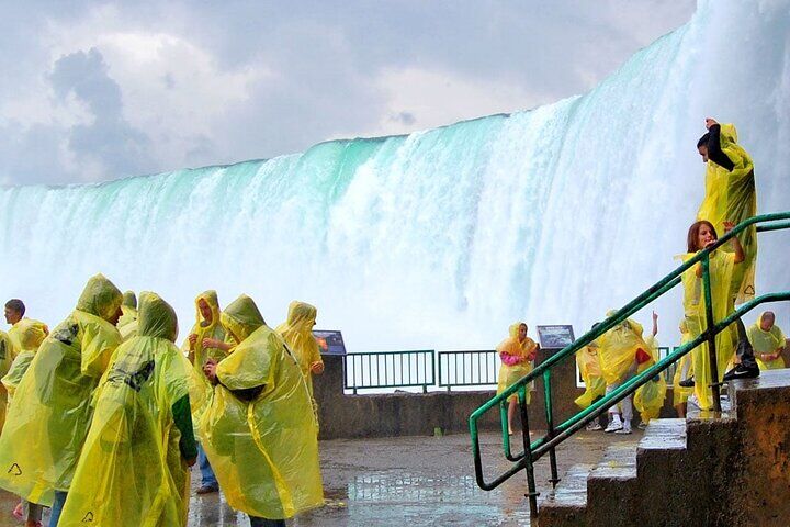 Niagara Falls Tour from Toronto: Boat Ride & Journey Behind (2026 Review & Booking Guide) 1 Niagara Falls Tour from Toronto: Boat Ride & Journey Behind in Toronto