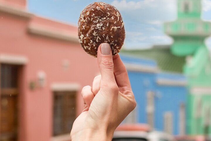 Is Cape Town Safe for Tourists? Safety Tips & Common Scams (2026) 11 The Cape Town Essentials Food Tour