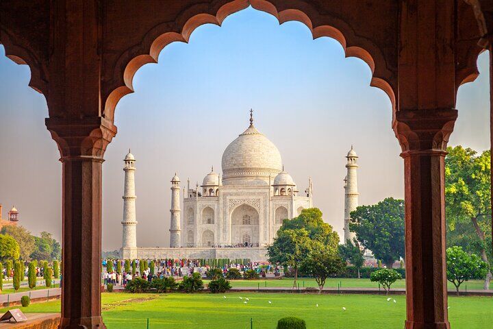 Taj Mahal Tickets Compared: Ticket vs Sunrise Tour vs Day Trip from Delhi (2026) 10 Private Sunrise Taj Mahal Trip from Delhi all Inclusive