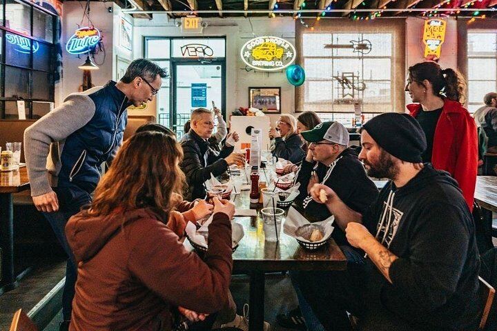 Nashville: Authentic Food Tour with 5 Tastings of Local Dishes in Nashville