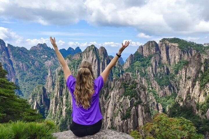 Best Things To Do in Huangshan: Sunrise Viewing & Welcoming Pine 14 1-Day Mt. Huangshan Tour with Optional Hongcun & Xidi Village