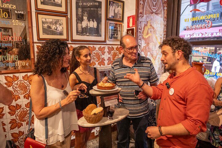Madrid Tapas & Wine Tasting Food Tour – Small Group Local Bars (2026 Review & Booking Guide) 1 Madrid Tapas & Wine Tasting Food Tour – Small Group Local Bars in Madrid