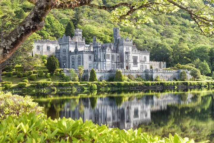 Connemara Day Trip Including Leenane Village and Kylemore in Galway