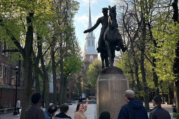 Boston Ghosts and Gravestones Trolley Tour in Boston