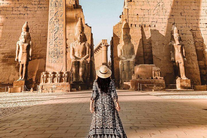 Full Day Tour to East and West Banks of Luxor in Luxor