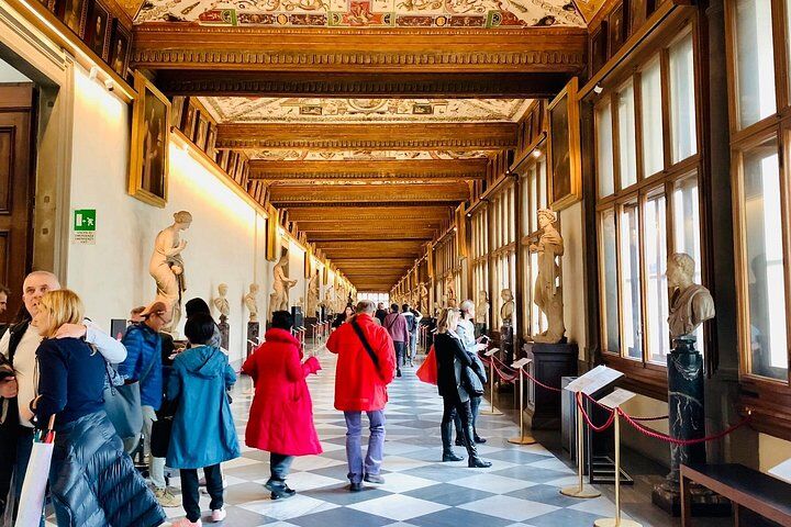 Uffizi Gallery Small Group Tour with Guide (2026 Review & Booking Guide) 1 Uffizi Gallery Small Group Tour with Guide in Florence