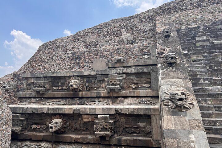 Private vs Small Group Tours in Mexico City: Which Should You Book? (2026) 14 100% Private Tour in Teotihuacán Pyramids from Mexico City
