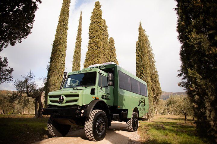 SMALL-GROUP Wine Safaris: Tuscany Wine Tasting Tour in Florence