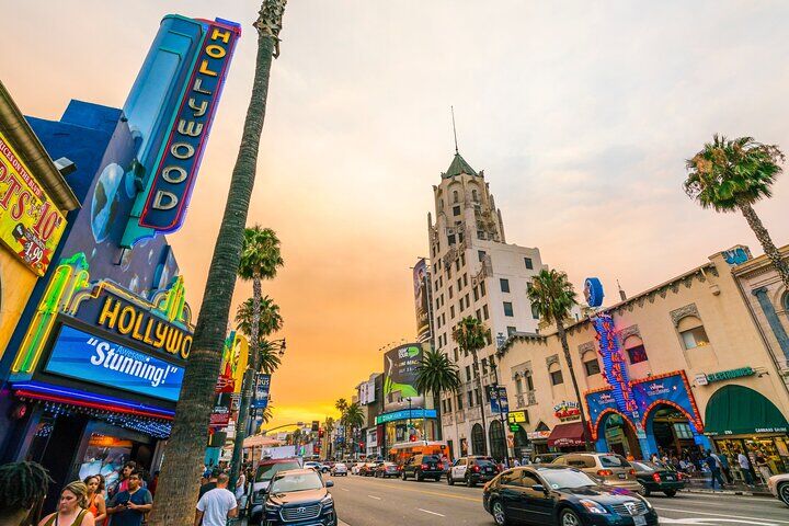 Hollywood and Celebrity Homes Bus Tour (2026 Review & Booking Guide) 1 Hollywood and Celebrity Homes Bus Tour in Los Angeles