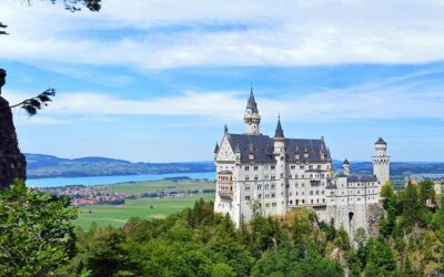 VIP Daytrip Neuschwanstein, Linderhof and Grotto from Munich (2026 Review & Booking Guide)