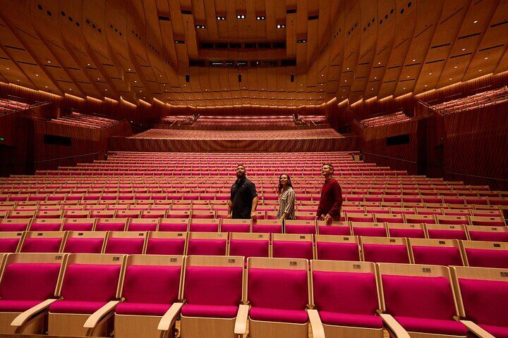 Sydney Opera House Official Guided Walking Tour (2026 Review & Booking Guide) 1 Sydney Opera House Official Guided Walking Tour in Sydney