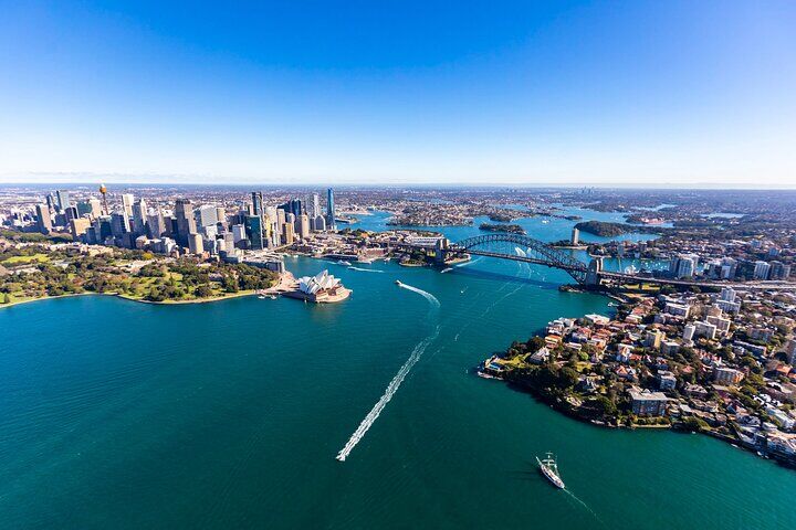 Sydney Opera House Tickets Compared: Tour vs Show vs Backstage (2026) 18 Sydney Harbour Scenic Helicopter Flight