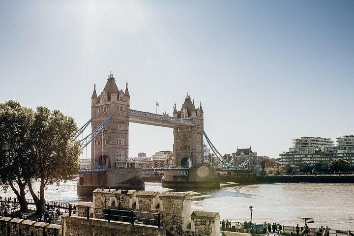 London Pass: Is It Worth It? Go City vs Explorer vs Individual Tickets (2026) 16 London in a Day: Tower of London, Westminster & River Cruise