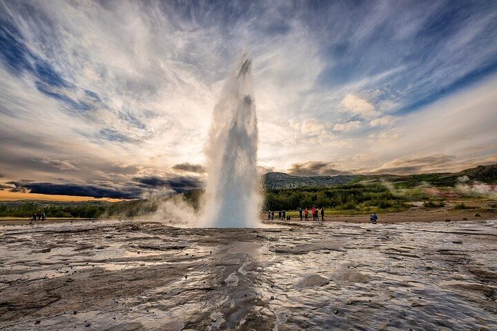 Reykjavik City Card: Is It Worth It? Museums, Pools, Perlan & Sky Lagoon Prices Compared (2026) 12 Golden Circle Classic Day Tour from Reykjavik