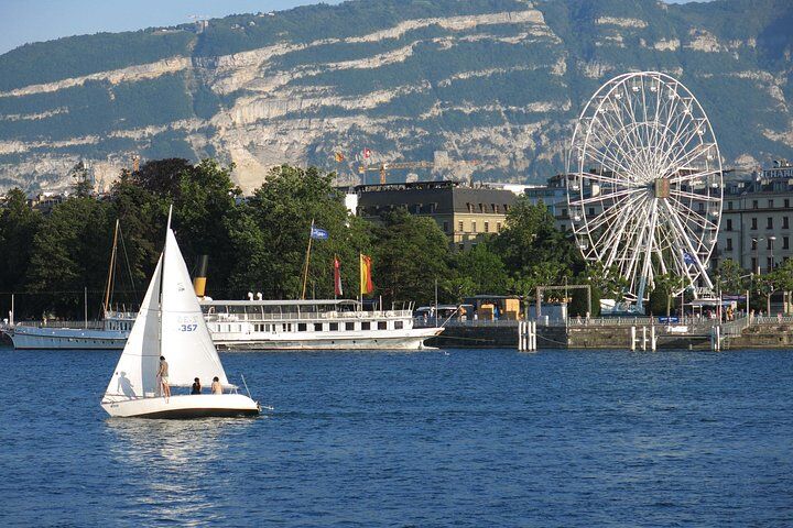 Lake Geneva, Wisconsin Travel Guide: Best Tours, Sights and How to Plan Your Trip 6 Private Sailing Cruise on Lake Geneva with an experienced captain