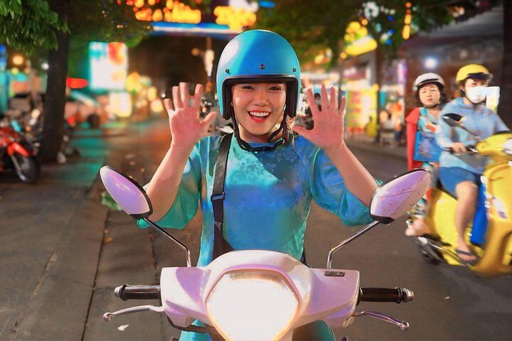 Premium Ho Chi Minh City Motorbike Food Tour in Ho Chi Minh City