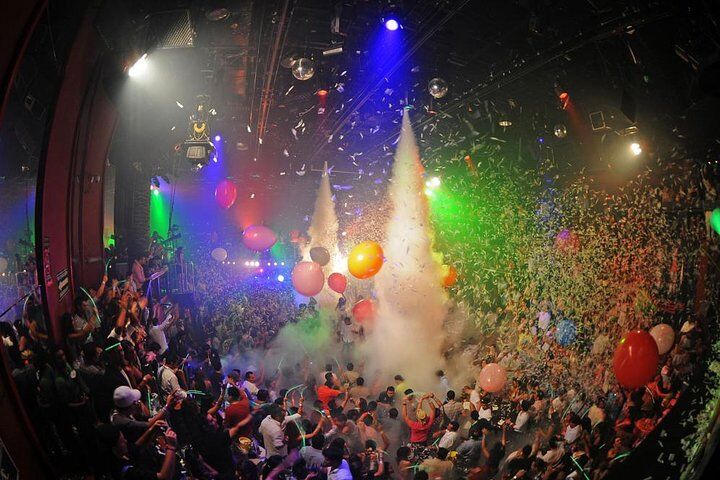 Cancun City Pass: Go City Cancun All-Inclusive vs Pass Plus (Xcaret) vs Individual Tours — Worth It? (2026) 15 Coco Bongo Cancun Gold Member VIP Night Out by After Dark