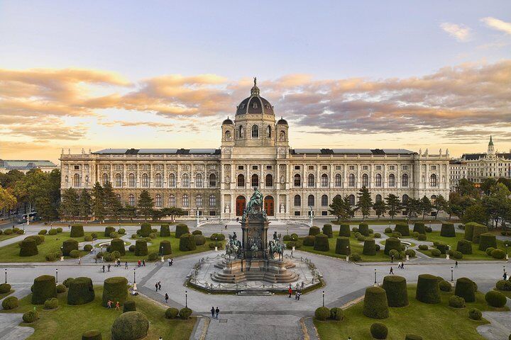 Vienna Pass vs Vienna City Card: Is Either Worth It? (2026 Prices & Break-Even) 15 Skip the Line: Kunsthistorisches Museum Vienna Entrance Ticket