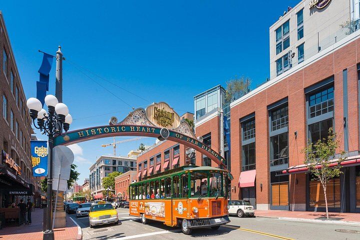San Diego Hop On Hop Off Trolley Tour in San Diego