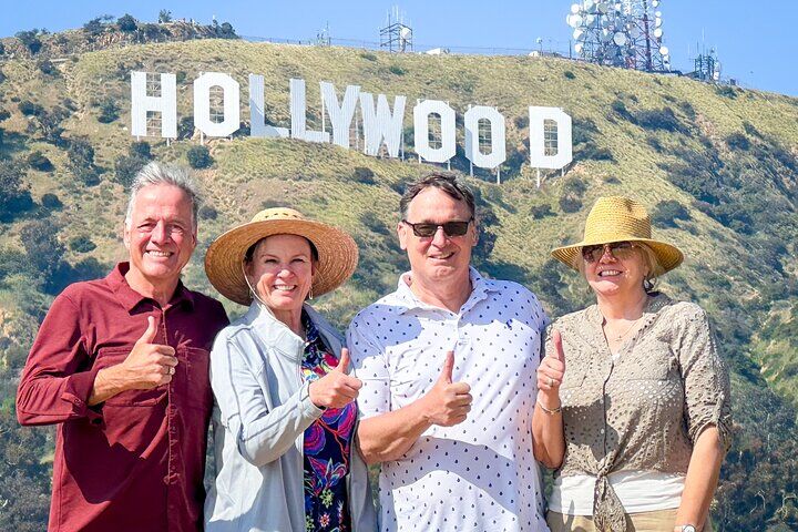 Private vs Small Group Tours in Los Angeles: Which Should You Book? (2026) 12 Small-Group City Tour of Los Angeles, Hollywood and Beverly Hills