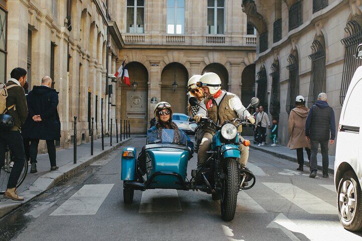 Private vs Small Group Tours in Paris: Which Should You Book? (2026) 11 Paris Private Flexible Duration Guided Tour on a Vintage Sidecar