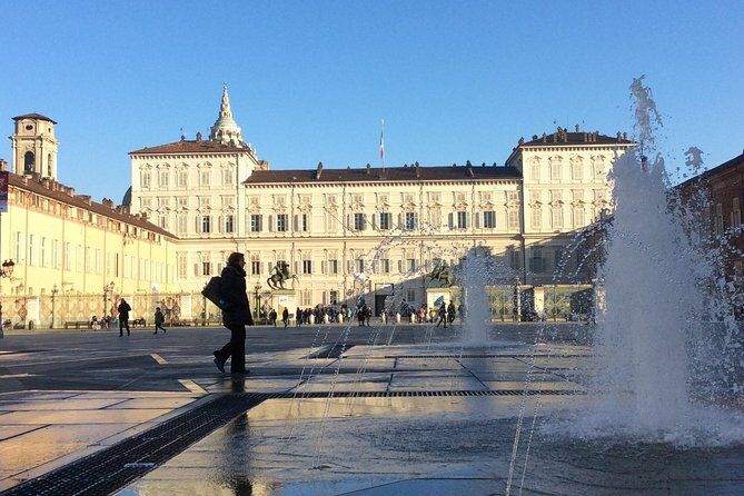 Migliori tour ed esperienze a Torino in Italia 18 Royal Palace of Turin Armory and Shroud Chapel with Local Guide - Turin Italy