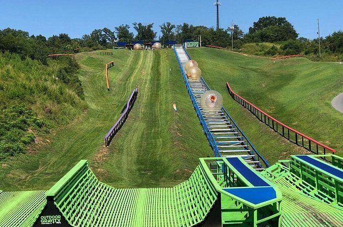 Melhores passeios e experiências em Pigeon Forge Tennessee 22 Zorbing at Outdoor Gravity Park in Pigeon Forge - Pigeon Forge Tennessee
