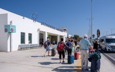 Economy Arrival Transfers From Santorini Airport To All (2026 Review & Booking Guide)
