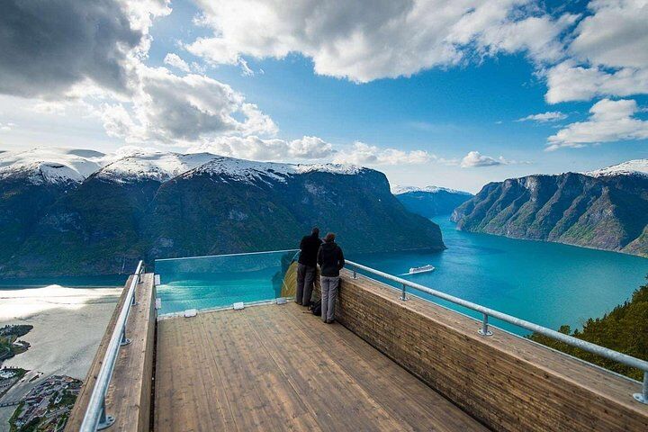 Guided Tour To Nærøyfjorden, Flåm & Stegastein - incl. 2h in Bergen