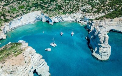 Milos Small-Group Full-Day Cruise with Snorkelling and Lunch (2026 Review & Booking Guide)