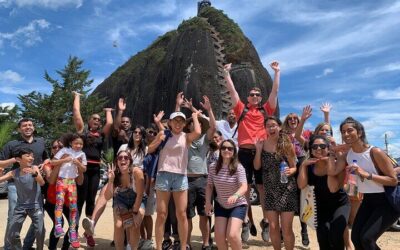 Tour a Guatapé y El Peñol desde Medellín (2026 Review & Booking Guide)
