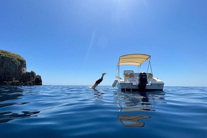 Pompeii & Amalfi from Rome: Guided Tour vs Do It Yourself (Cost & Time Compared) 17 Amalfi Coast Boat Rental: Explore, Swim, and Relax at Your Pace