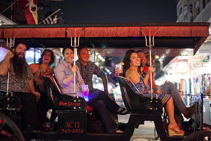 Private vs Small Group Tours in Orlando: Which Should You Book? (2026) 16 New Orleans Small-Group Haunted History Carriage Tour