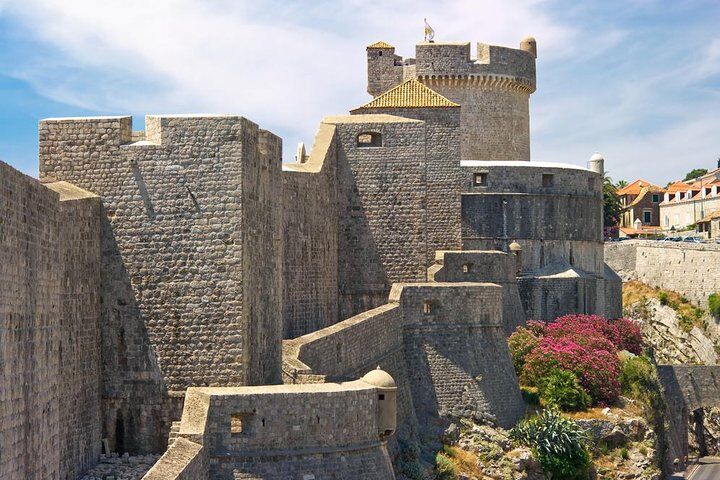 Dubrovnik: Ancient City Walls & Wars Walking Tour (2026 Review & Booking Guide) 1 Dubrovnik: Ancient City Walls & Wars Walking Tour in Dubrovnik