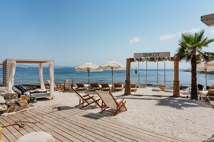 Blue Lagoon & 3 Islands Small-Group Speedboat Tour in Split