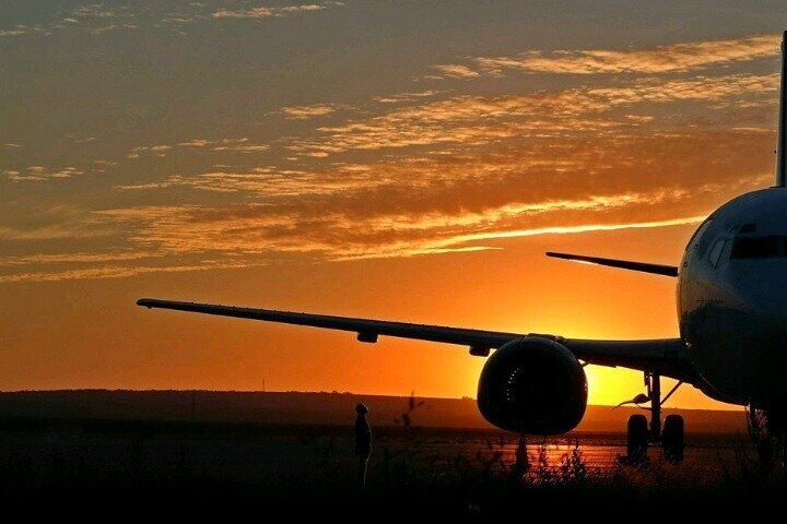 Is Cape Town Safe for Tourists? Safety Tips & Common Scams (2026) 10 Cape Town Airport Private Transfer