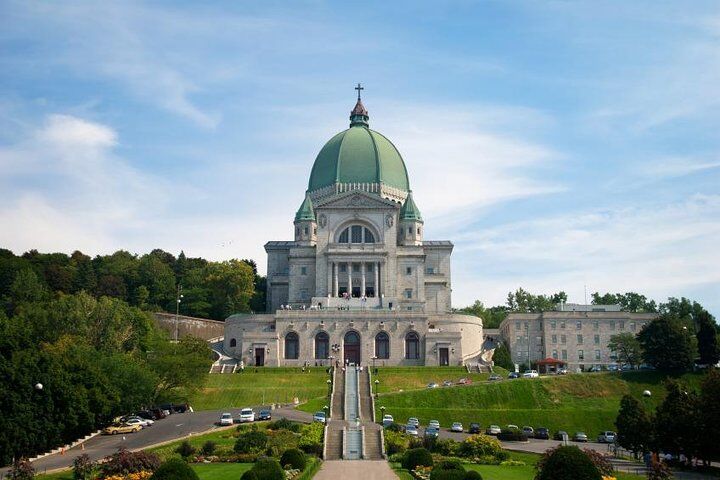 Montreal Travel Guide: Best Tours, Sights and How to Plan Your Trip 5 Montreal City Sightseeing Tour with Live Commentary