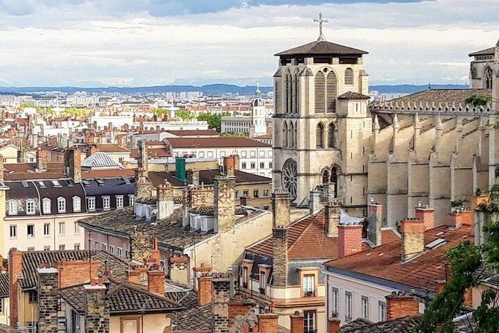 Lyon Highlights & Secrets Walking Guided Tour (small group) in Lyon