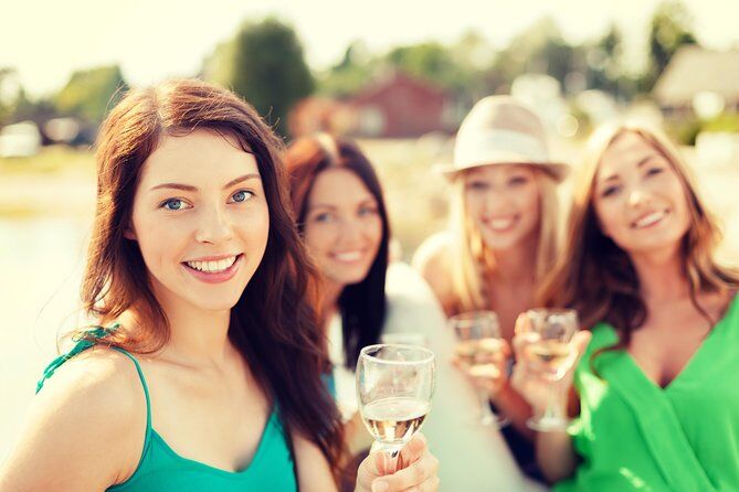 Die besten Touren und Erlebnisse in Temecula, Kalifornien 29 Temeculas BEST RATED Wine Tasting Tour - Temecula California