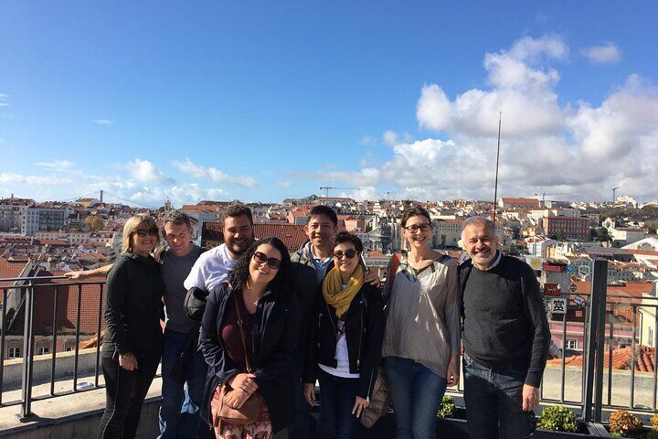Private vs Small Group Tours in Lisbon: Which Should You Book? (2026) 15 Best of Lisbon Private Walking Tour