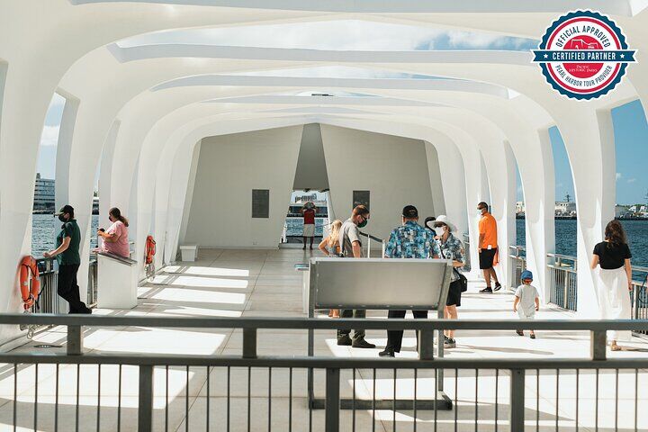 Private vs Small Group Tours in Honolulu: Which Should You Book? (2026) 11 Salute to Pearl Harbor Tour