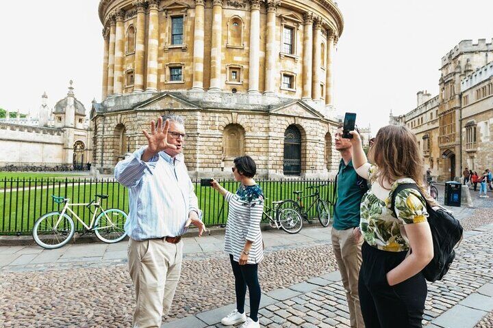 1.5-hour Oxford City and University Walking Tour in Oxford