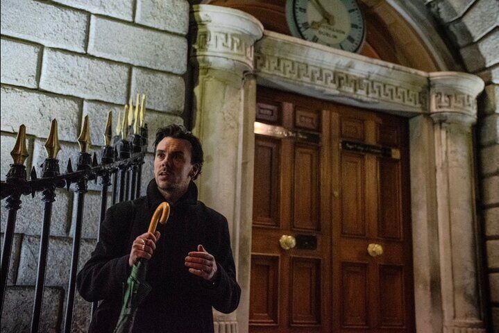 Private vs Small Group Tours in Dublin: Which Should You Book? (2026) 15 Haunted Dublin Walking Tour