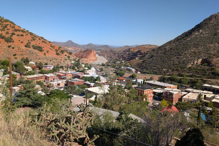 Die besten Touren und Erlebnisse in Bisbee, Arizona 17 90 minute - Private Jeep Tour Bisbee Architecture History Scenic