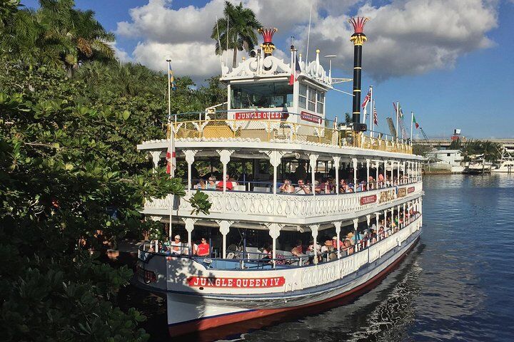 Jungle Queen Riverboat 90-Minute Narrated Sightseeing Cruise in Fort Lauderdale
