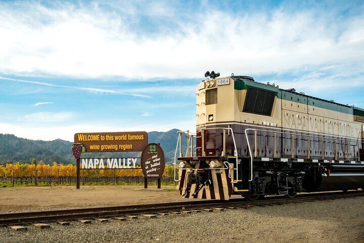 Os melhores passeios e experiências em Napa Valley, California 12 Napa Valley Wine Train with Gourmet Lunch