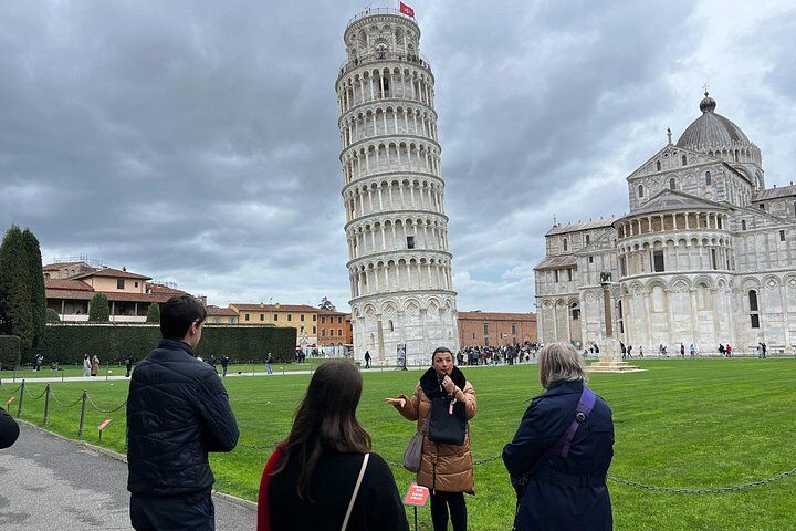 Viator Mobile Tickets & Vouchers: What to Show at the Meeting Point (2026) 16 Best of Pisa: Small Group Tour with Admission Tickets