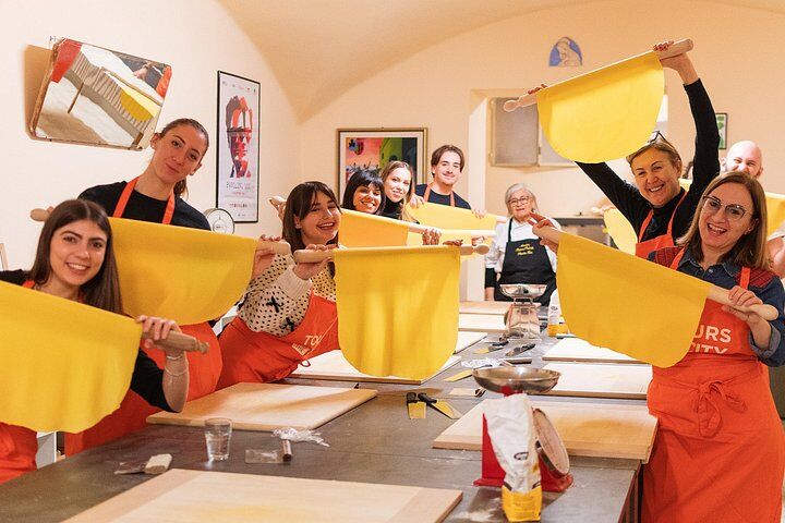 Bologna Local Pasta Cooking Class, Ragu, Spritz, Wine & Gelato (2026 Review & Booking Guide) 1 Bologna Local Pasta Cooking Class, Ragu, Spritz, Wine & Gelato in Bologna