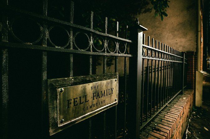 Baltimore Haunted Walking Ghost Tour - Baltimore Maryland