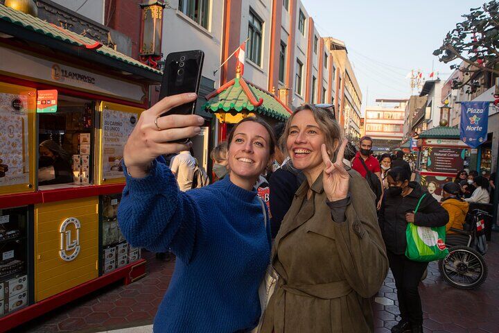 Street Food, Market & Old Eateries Tour in Lima's Historic in Lima